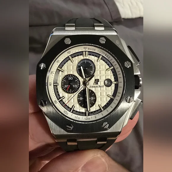 Audemars Piguet Silver and Black Watch - Picture 7 of 7